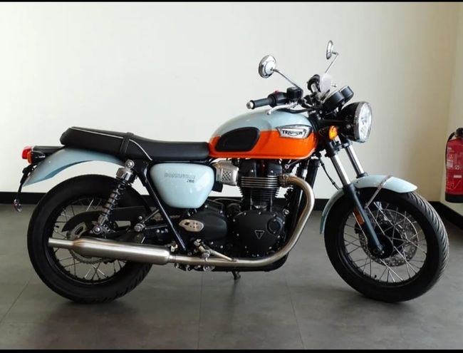 Triumph Bonneville T100  - Foto 6