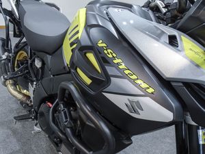 Suzuki V-Strom 1000  - Foto 15