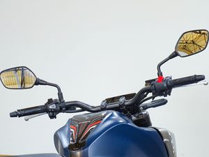 Honda CB 125 R - Foto 5