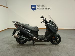 Kymco K-XCT 300i  - Foto 2