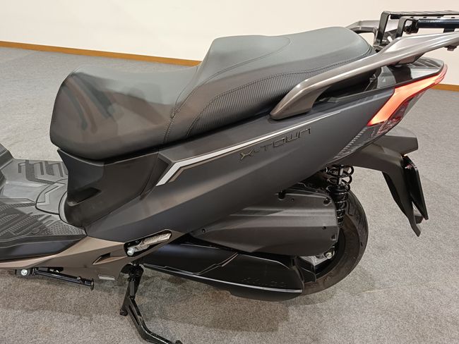 Kymco K-XCT 300i  - Foto 9