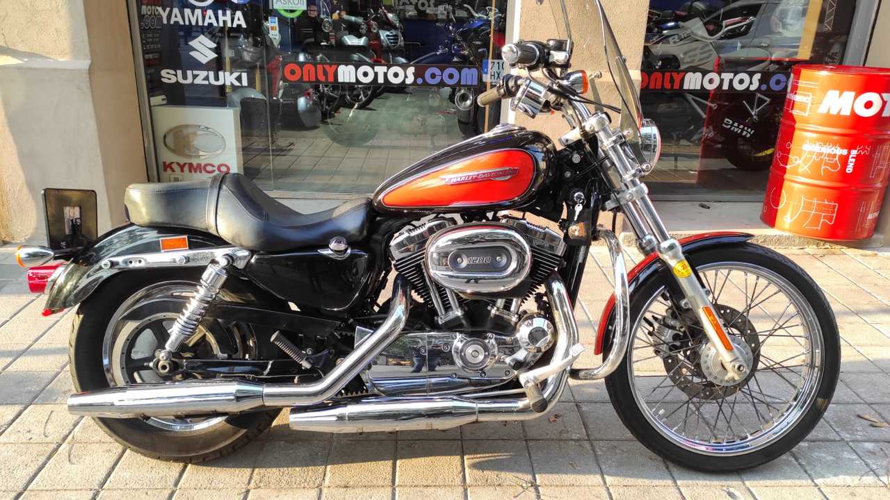 Harley-Davidson Sportster 1200 CUSTOM  - Foto 1