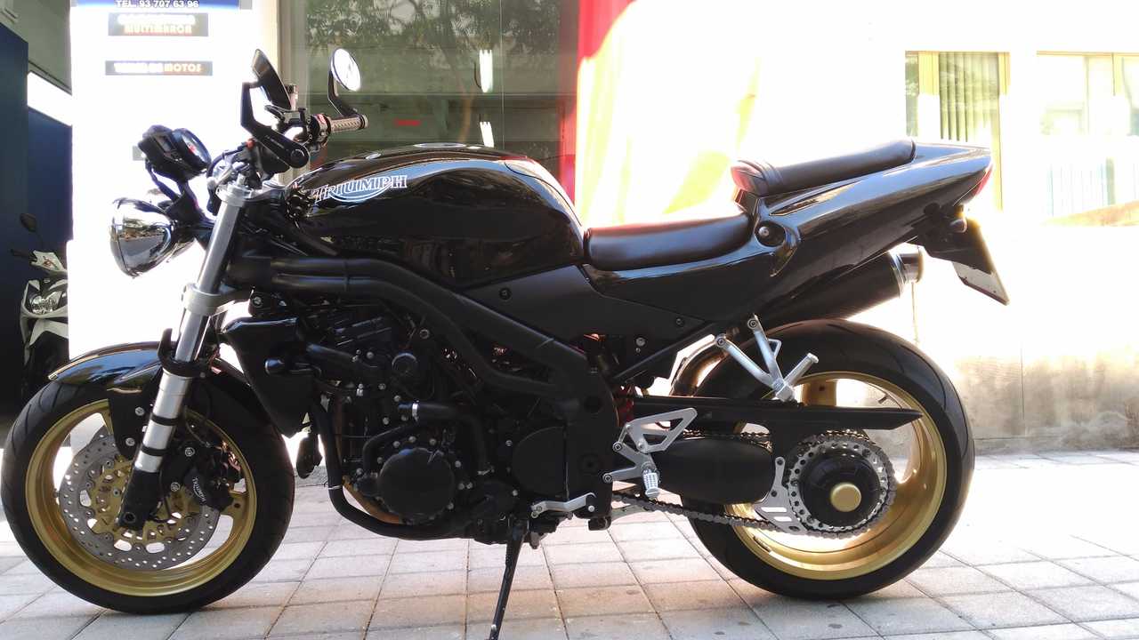 Triumph Sprint ST 995i  - Foto 1