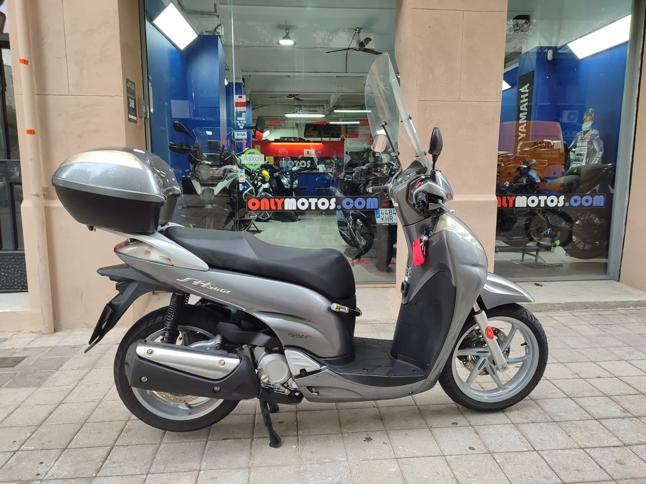 Honda SH 300 ABS TOPBOX  - Foto 1