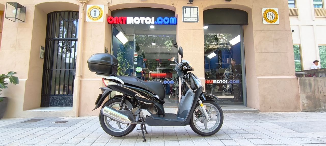 Honda SH 150 I  - Foto 1
