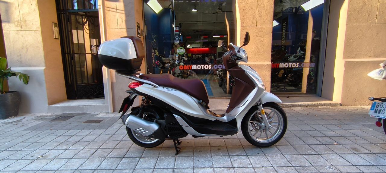 Piaggio MEDLEY 125 S ABS  - Foto 1