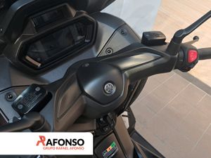 Yamaha XMAX 300   - Foto 5
