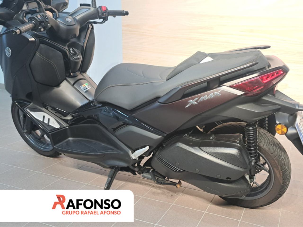 Yamaha XMAX 300   - Foto 7