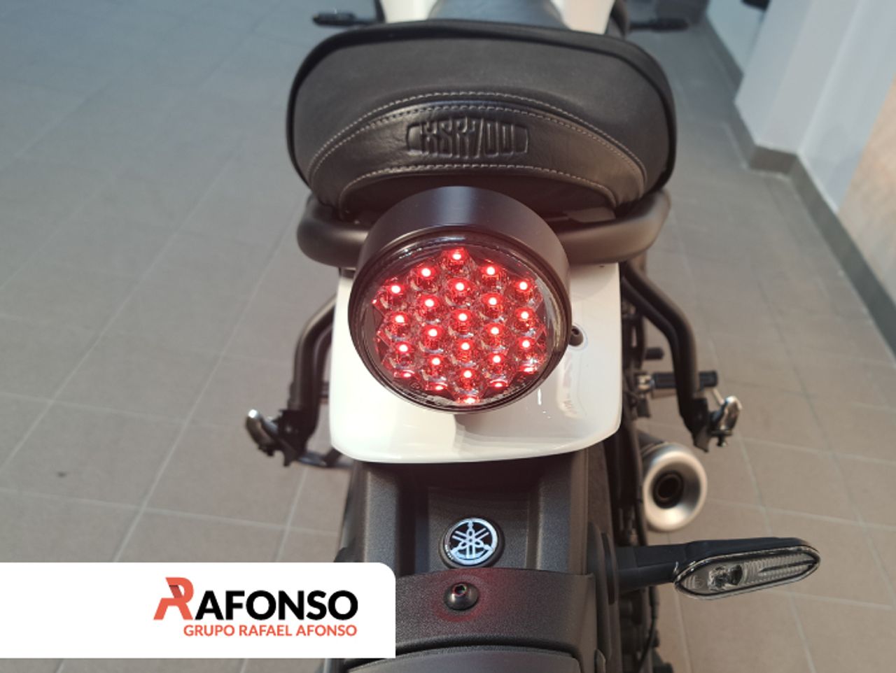 Yamaha XSR 700   - Foto 7