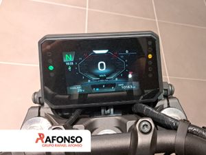 Yamaha MT-09 Y-AMT  - Foto 5