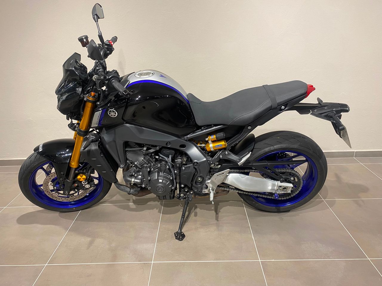 Yamaha MT 09  - Foto 3