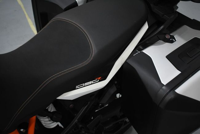 KTM 1090 Adventure R - Foto 16