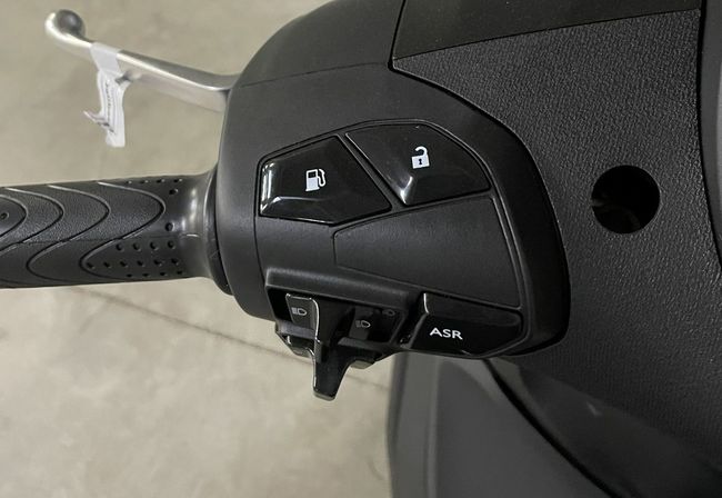 Piaggio Beverly 300 - Foto 11