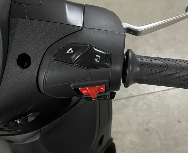 Piaggio Beverly 300 - Foto 12