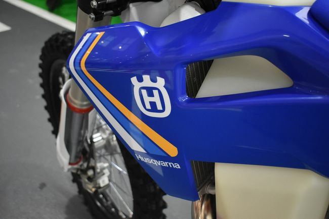 Husqvarna TE 300 Heritage - Foto 15