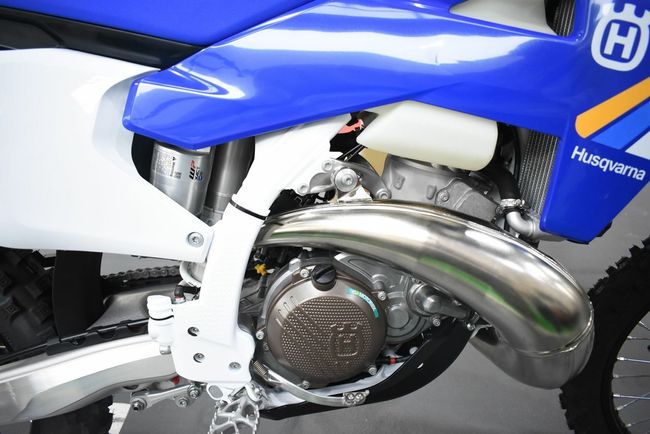 Husqvarna TE 300 Heritage - Foto 16