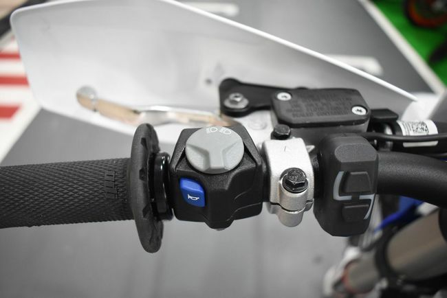 Husqvarna TE 300 Heritage - Foto 13