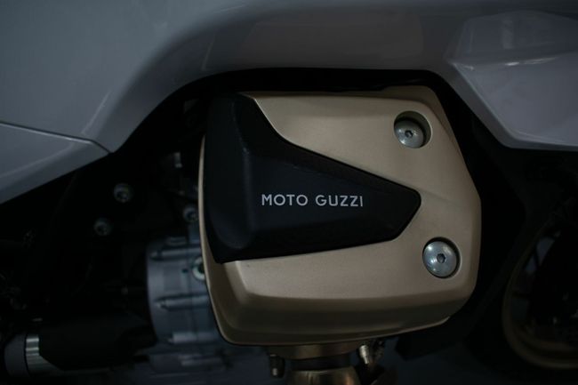 Moto Guzzi V100 Mandello S - Foto 16