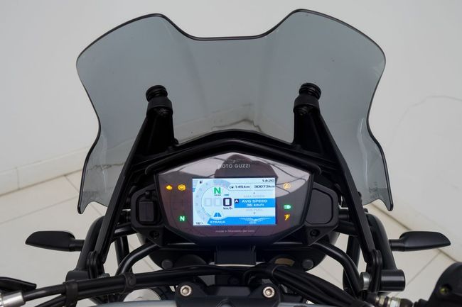 Moto Guzzi V 85 TT - Foto 17