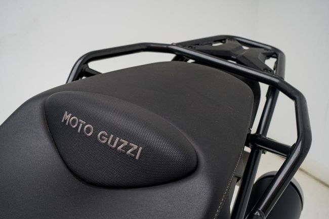 Moto Guzzi V 85 TT - Foto 11