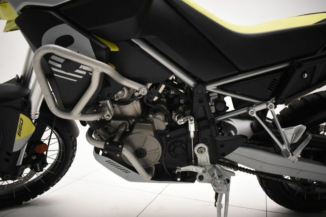 Aprilia Tuareg 660 - Foto 11