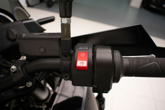 Husqvarna Norden 901 - Foto 14