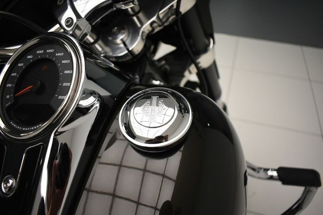 Harley-Davidson Sport Glide - Foto 19