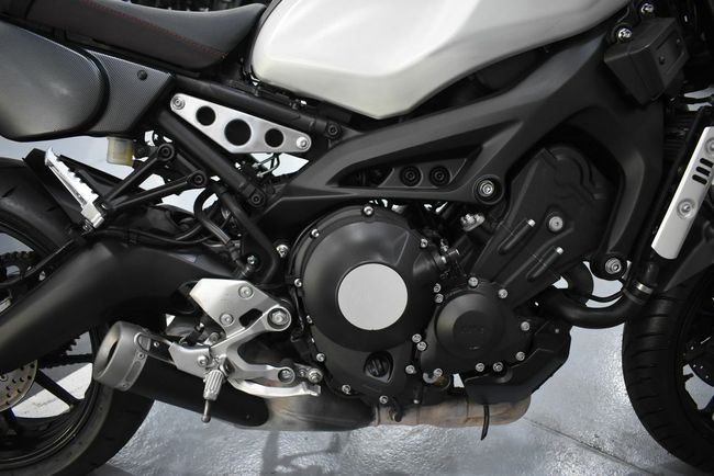 Yamaha XSR 900 - Foto 10