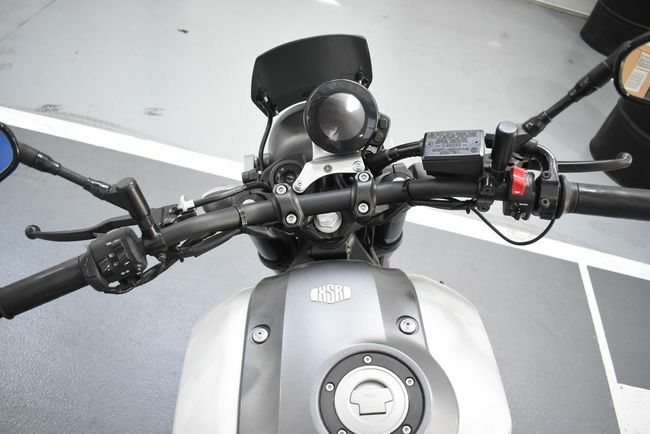 Yamaha XSR 900 - Foto 14