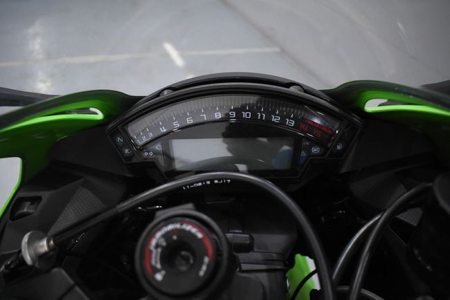 Kawasaki Ninja ZX - 10 R - Foto 14