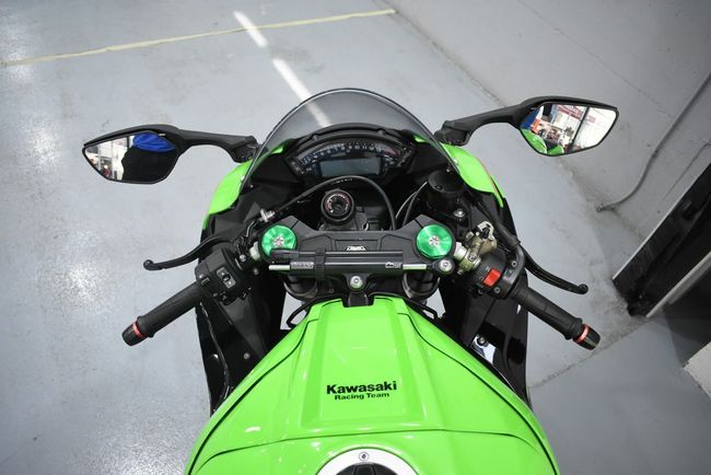 Kawasaki Ninja ZX - 10 R - Foto 15
