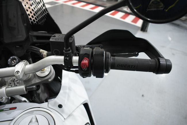 Ducati DesertX - Foto 12