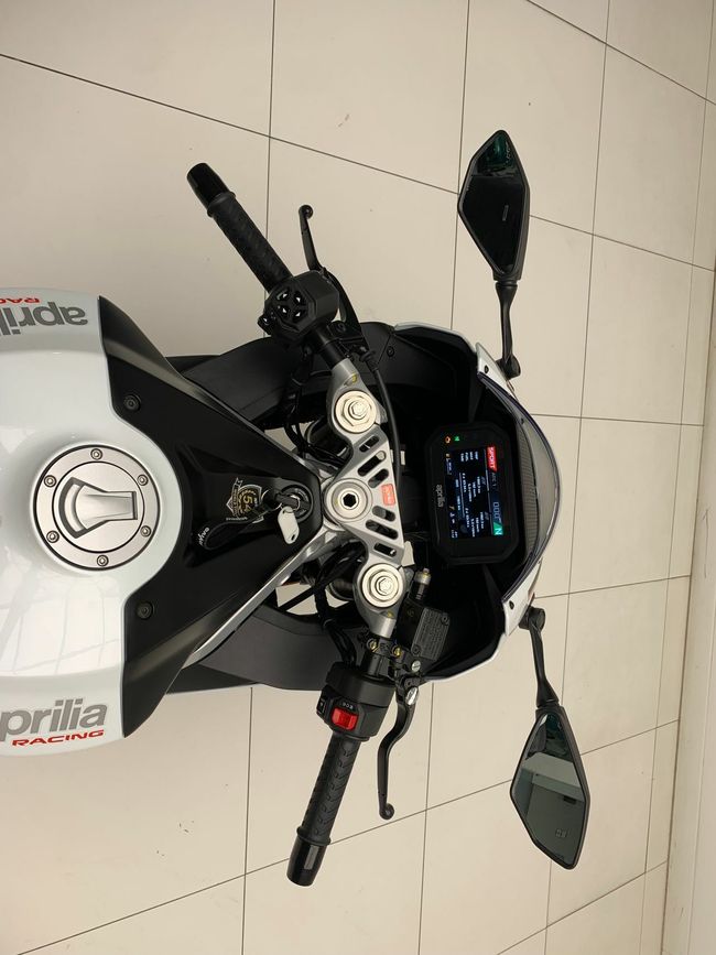 Aprilia RS457 - Foto 19