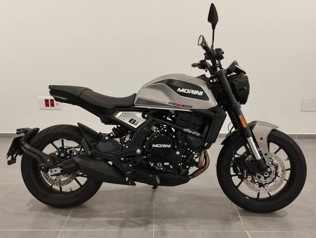 Moto Morini Seiemezzo STR