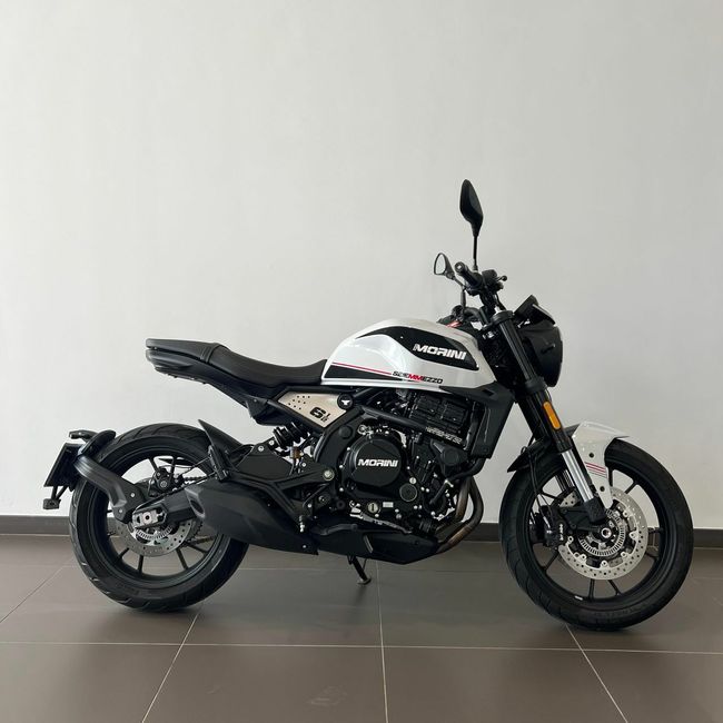 Moto Morini Seiemezzo STR