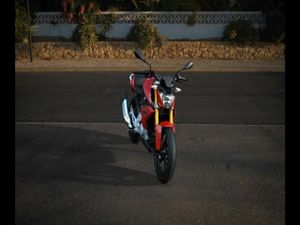 BMW G 310 R  - Foto 17