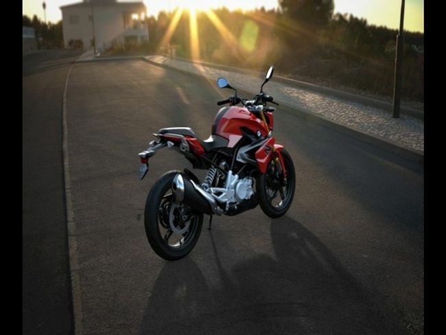 BMW G 310 R