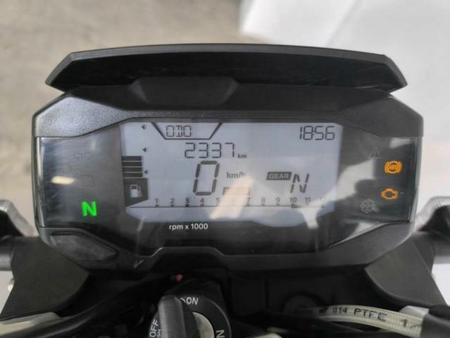 BMW G 310 R
