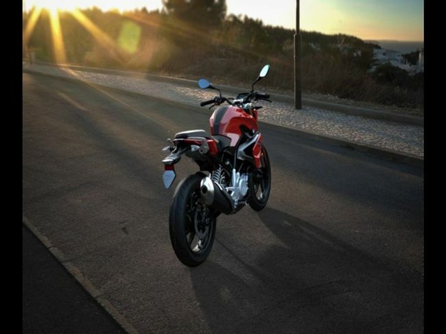 BMW G 310 R