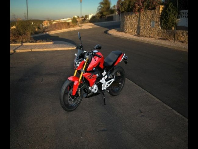BMW G 310 R
