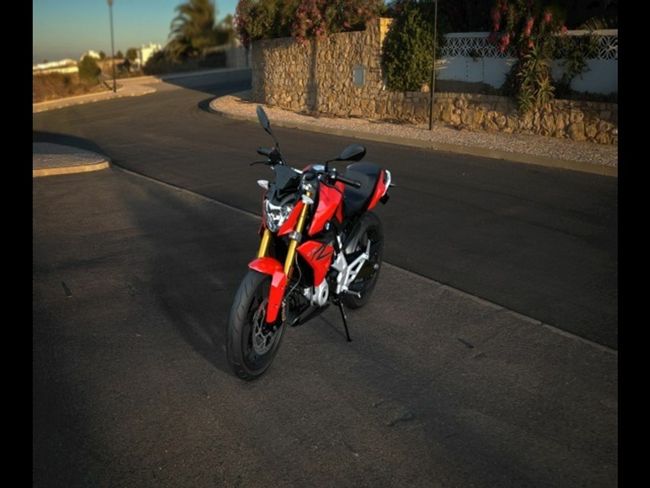 BMW G 310 R