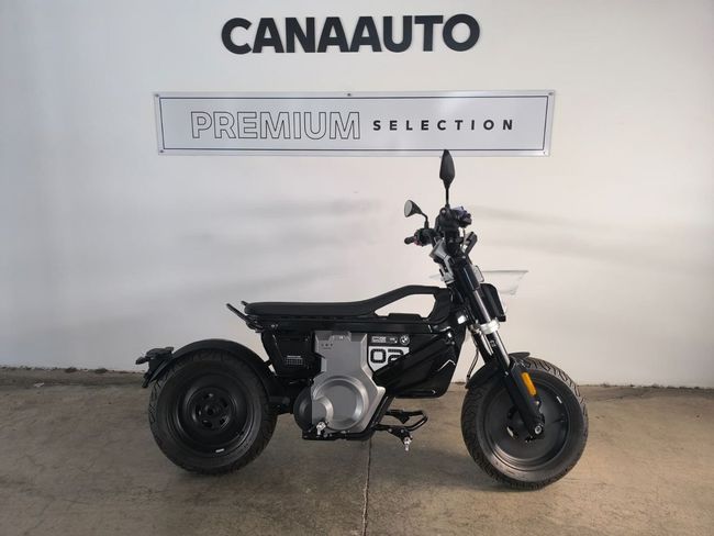 BMW CE 02