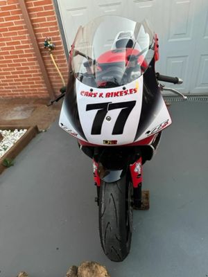 Yamaha YZF 750 R - Foto 14