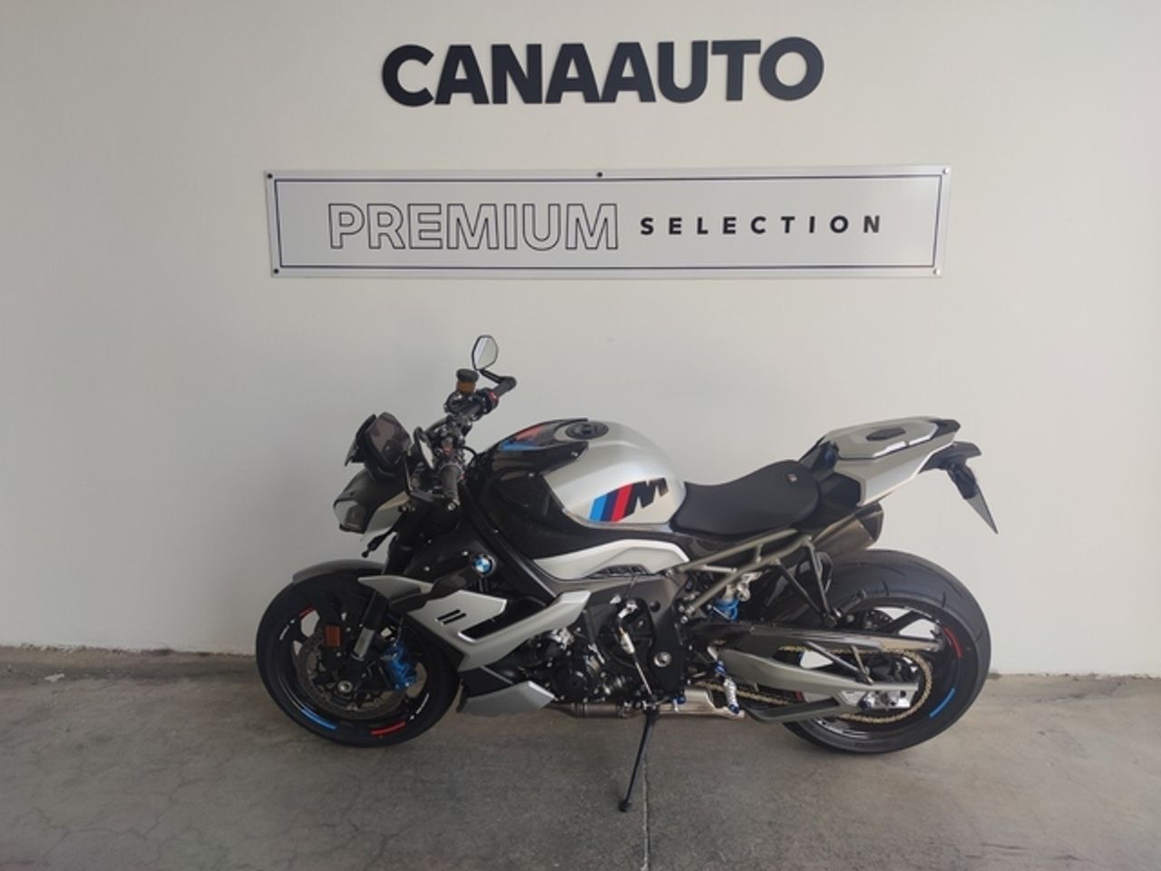 BMW M 1000 R   - Foto 1