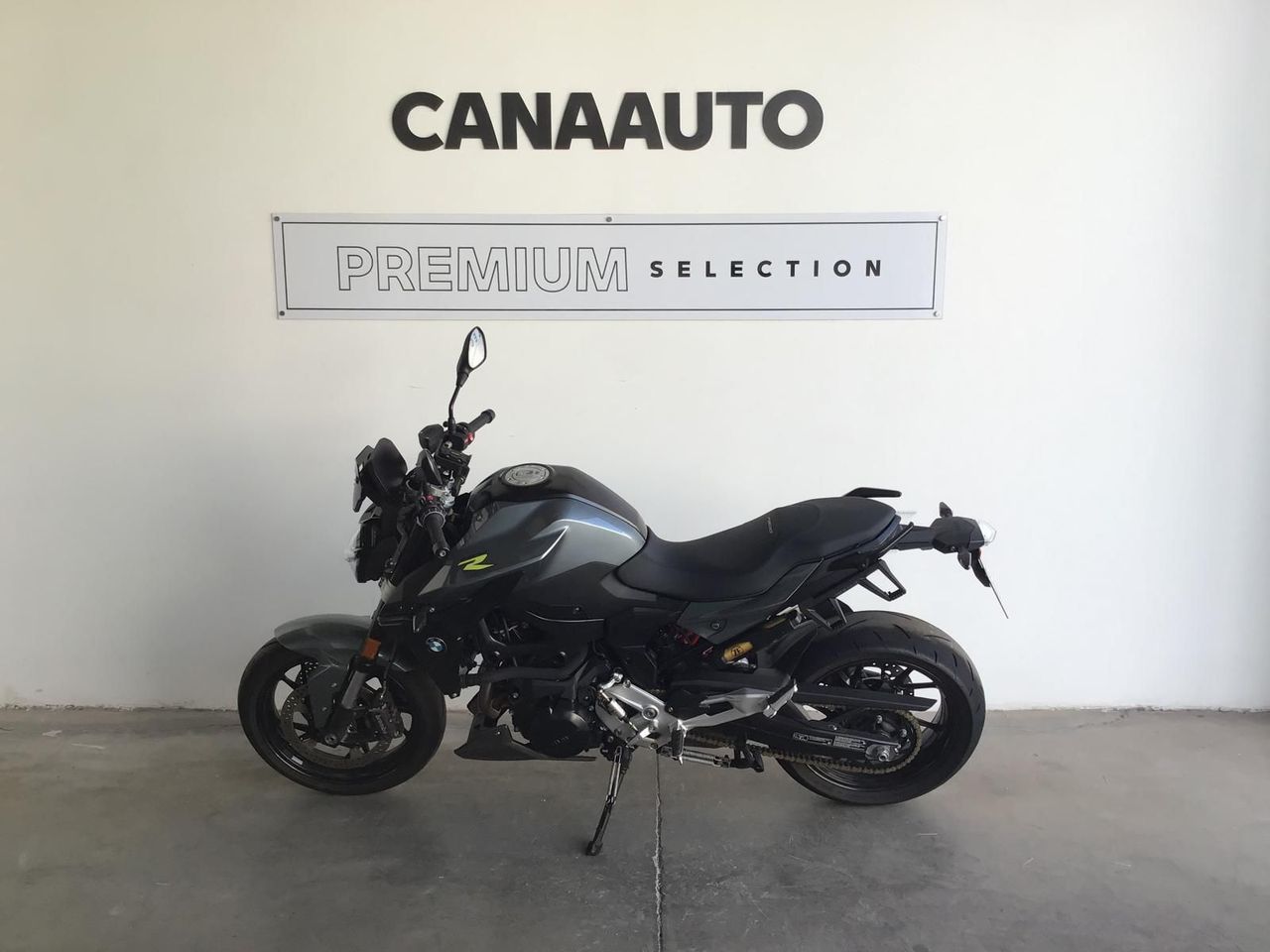 BMW F900R Roadster / Naked Bike  - Foto 1