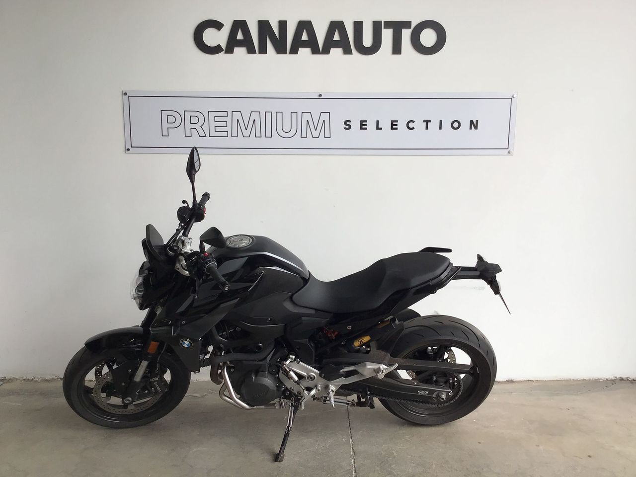 BMW F900R Roadster / Naked Bike  - Foto 1