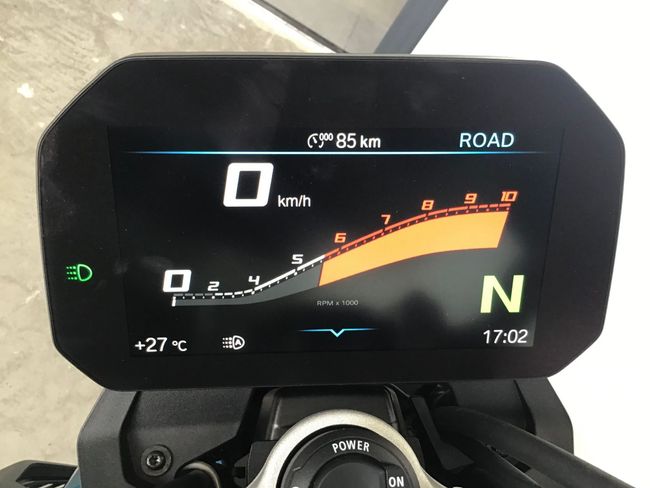BMW F900R Roadster / Naked Bike