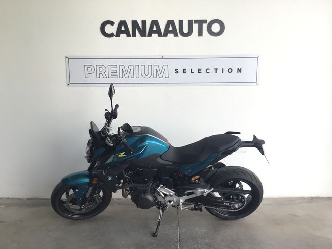 BMW F900R Roadster / Naked Bike