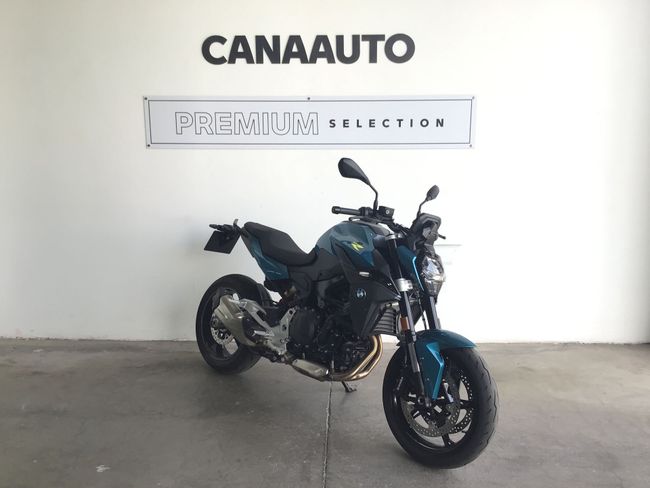 BMW F900R Roadster / Naked Bike