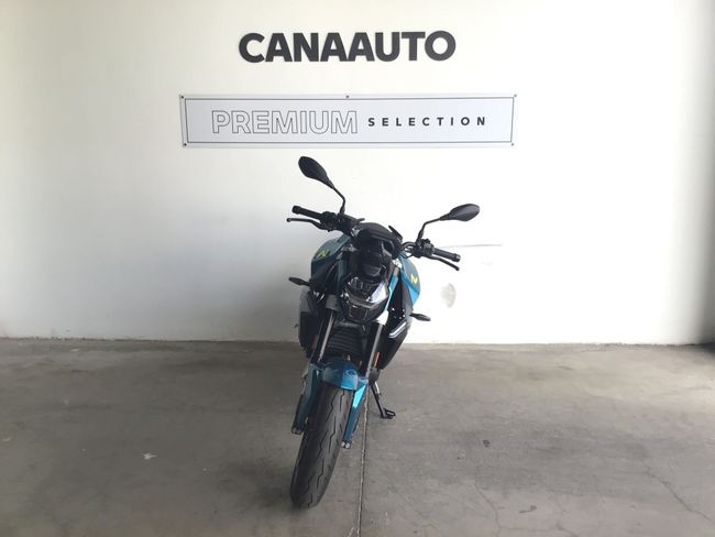 BMW F900R Roadster / Naked Bike